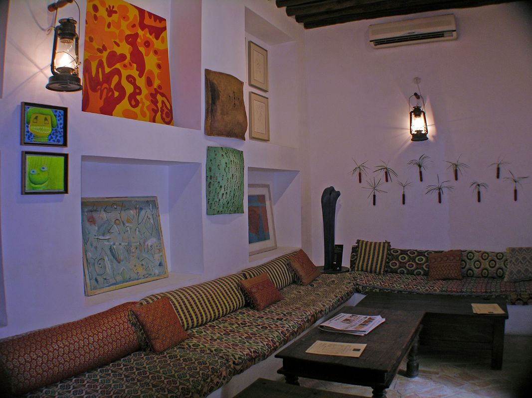 Dubai 03 04 Bastakia XVA Gallery Room With Art